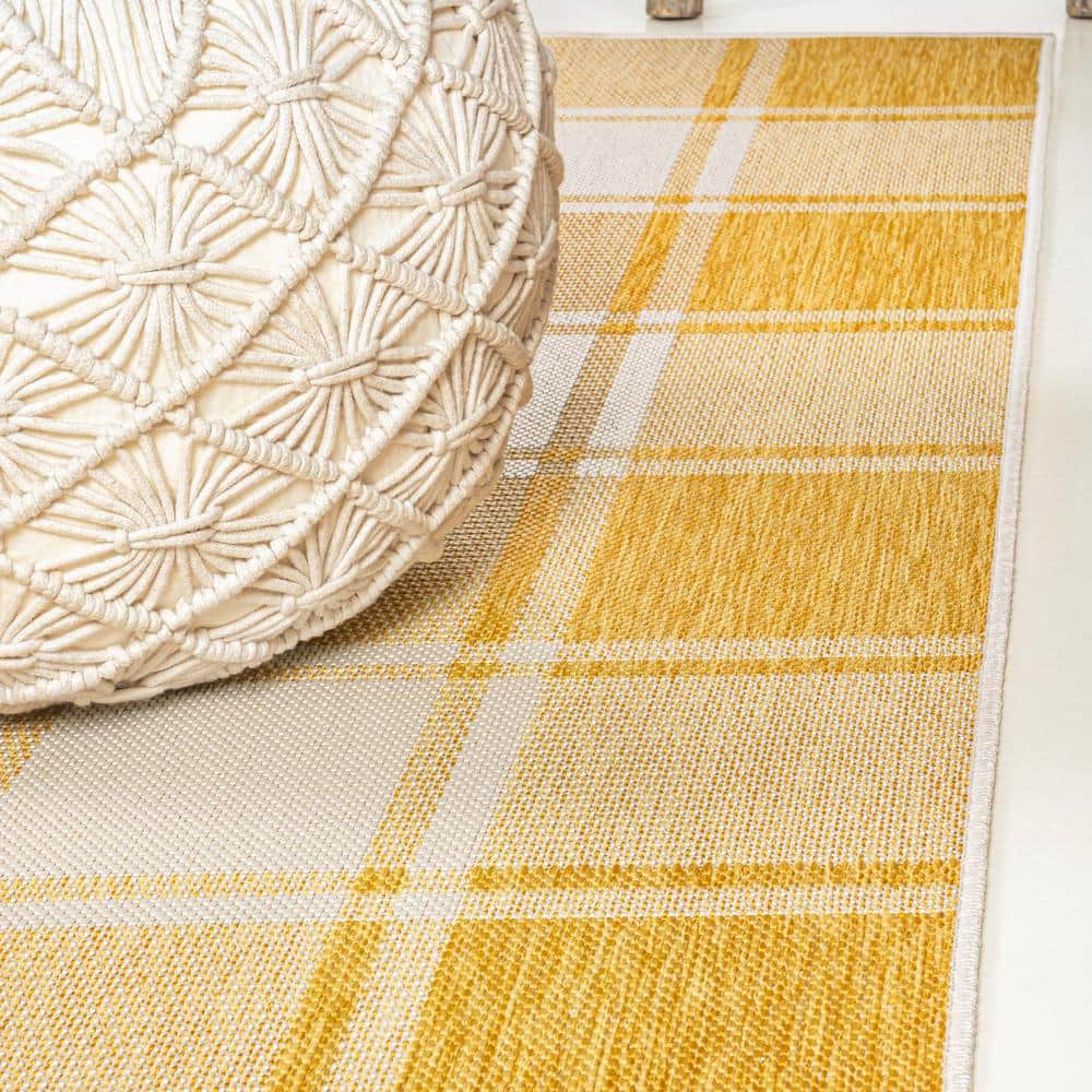 Sabine Bold Gingham Yellow and Cream 3 x 5 Synthetic Indoor/Outdoor Rug