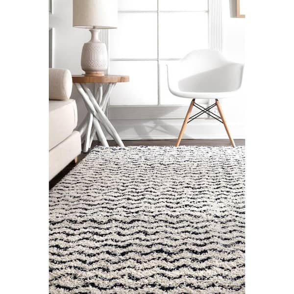Cuellar Chevron Shag Navy 8 ft. x 10 ft. Area Rug