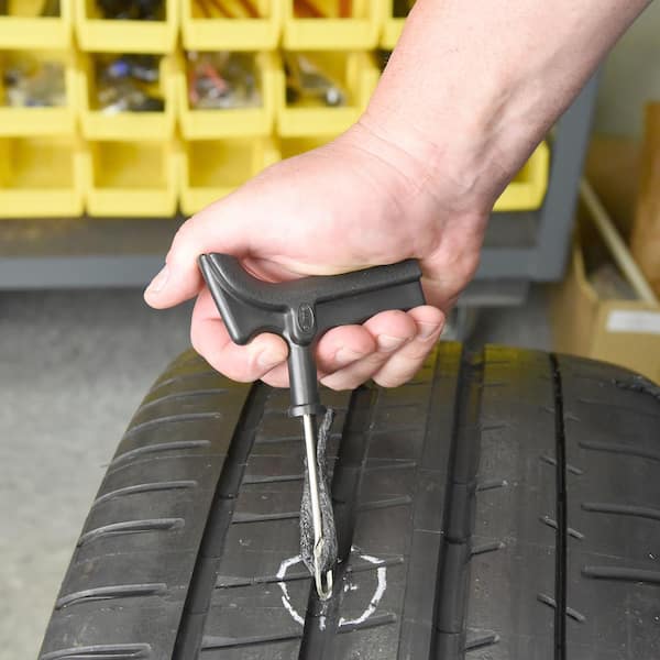  Slime 1034-A Tire Repair Reamer Plug Kit, Medium Heavy Duty  Strings, T Handle Type and Glue, 8 Piece Set : Automotive