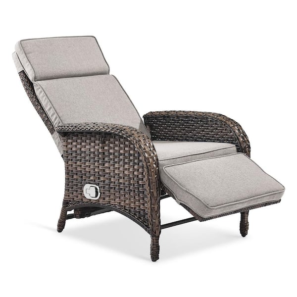 Gymojoy Carlos Brown Wicker 1-Piece Outdoor Chaise Lounge Chair, Patio Adjuestment Recliner with Beige Olefin Soft Cushion