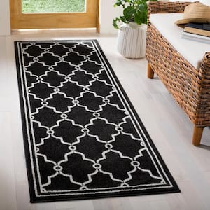 Amherst Anthracite/Ivory 2 ft. x 7 ft. Geometric Diamond Runner Rug