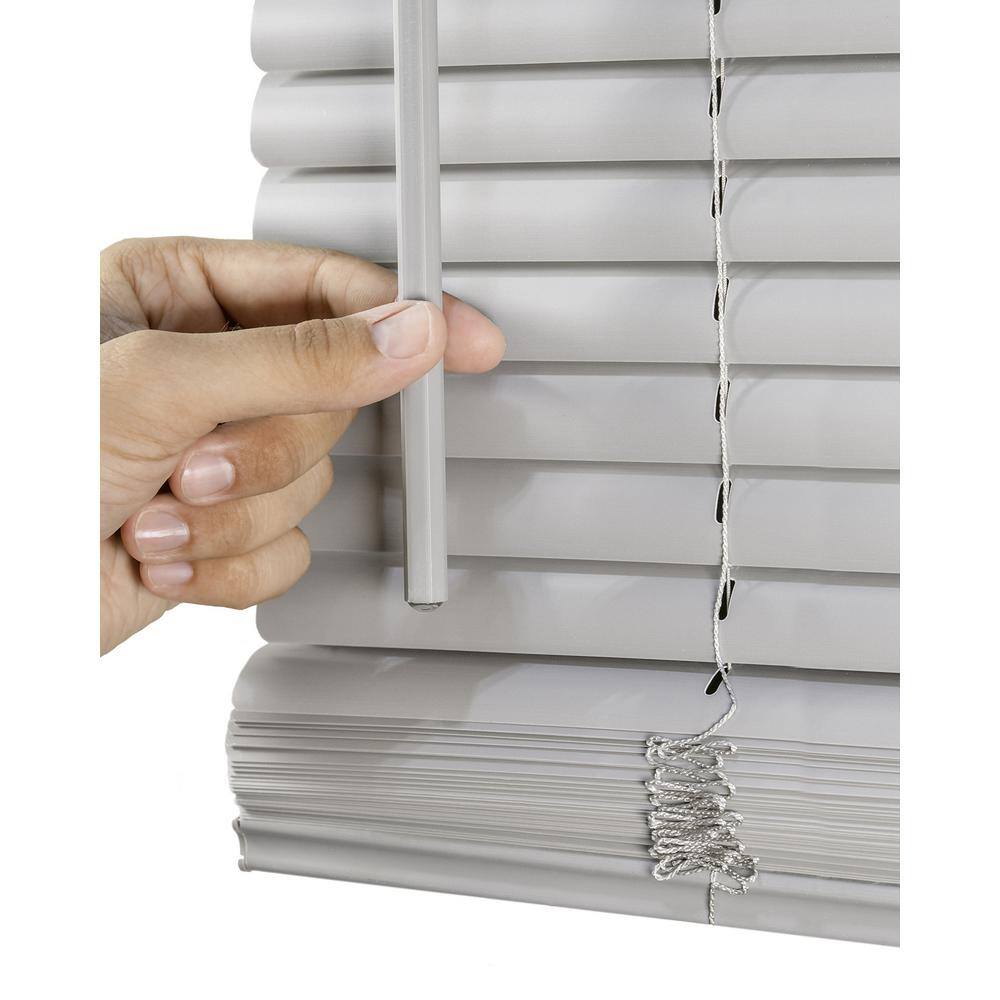 https://images.thdstatic.com/productImages/8b252b9d-9176-4990-a93d-041033671205/svn/gray-commercial-grade-chicology-vinyl-mini-blinds-vnbgg1272-1f_1000.jpg