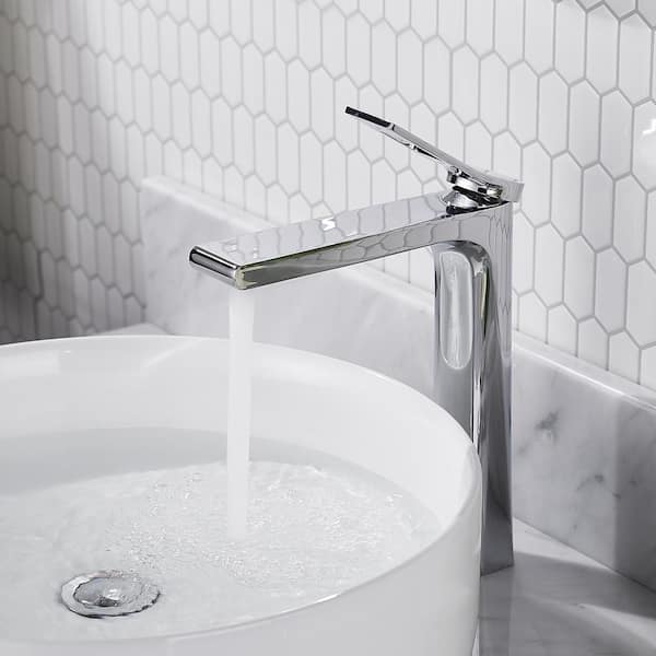 Modern Single-Handle Single Hole Faucet Bathroom Faucet in Chrome