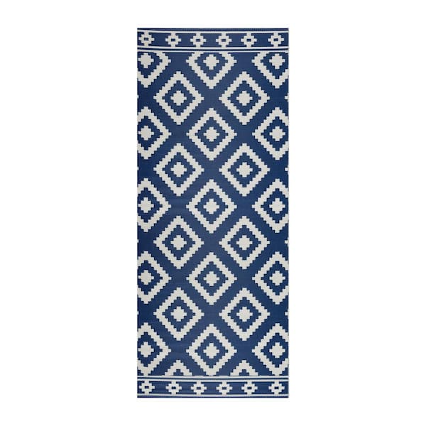PLAYA RUG Milan Navy Creme 2 ft. 3 in. x 6 ft. Reversible Recycled Plastic Indoor/Outdoor Area Rug