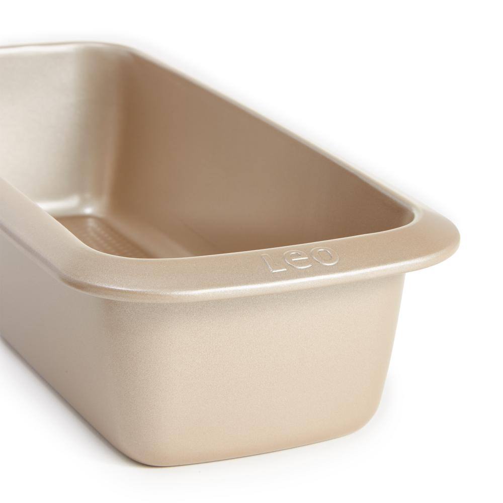 Beige Non-stick Carbon Steel Rectangular Cake Pan 13.4"