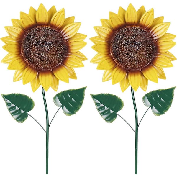 2 Pack Sunflower Decorative Garden Stakes for Outdoor Yard Decor, Metal Yard Art with Shaking Head
