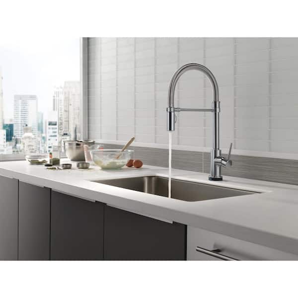 Trinsic Single Handle Pull Down Sprayer Kitchen Faucet with Touch2O Technology and Spring Spout in Arctic Stainless