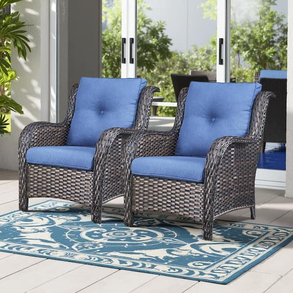 Brown Wicker Outdoor Patio Lounge Chair with CushionGuard Blue Cushions (2-Pack)