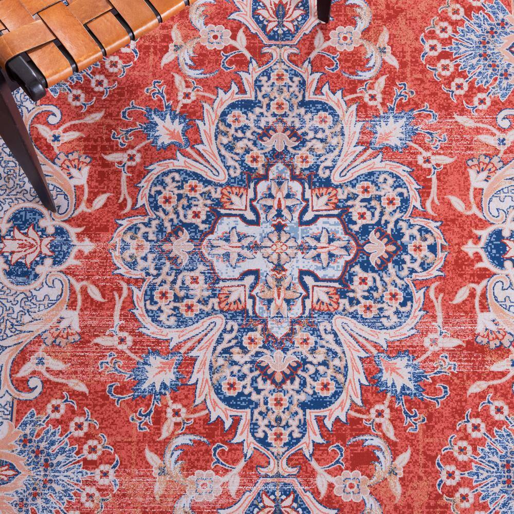 Tucson Contemporary 6' Square Blue Synthetic Washable Rug