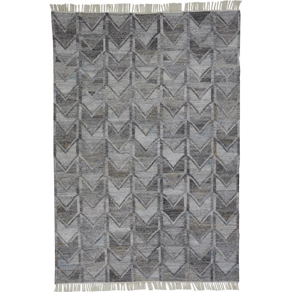 HomeRoots Gray Geometric 9 ft. x 12 ft. Area Rug