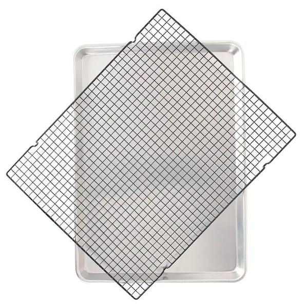 15 in. Naturals Aluminum Bakeware Big Sheet with Oven-Safe Grid