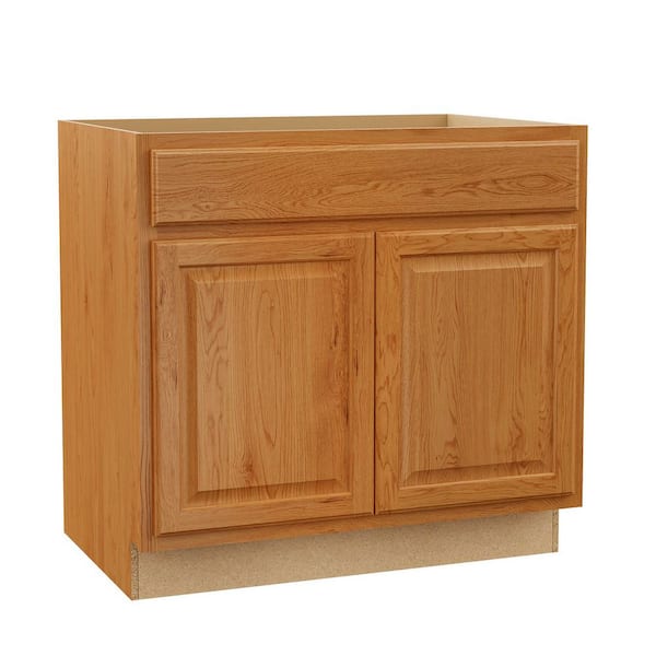 Hampton 36 in. W x 24 in. D x 34.5 in. H Assembled Base Cabinet in Medium Oak