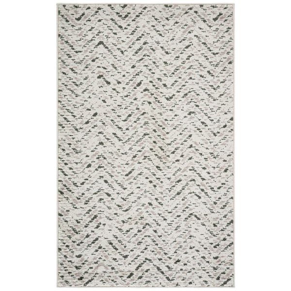 Adirondack 4 ft. x 6 ft. Ivory/Dark Green Chevron Marle Area Rug