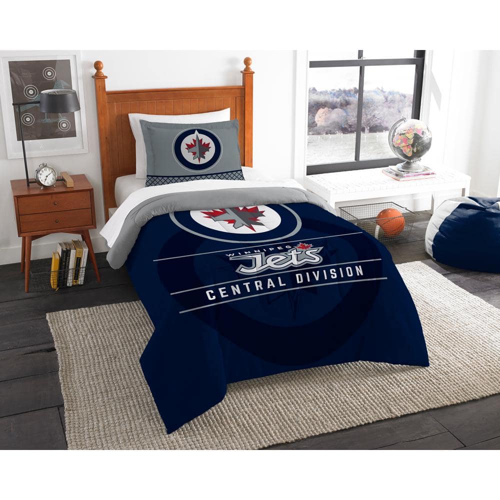 https://images.thdstatic.com/productImages/8bbe290d-8a8e-43f2-b321-441bc6b02016/svn/the-northwest-group-bedding-sets-1nhl862010033ret-64_1000.jpg