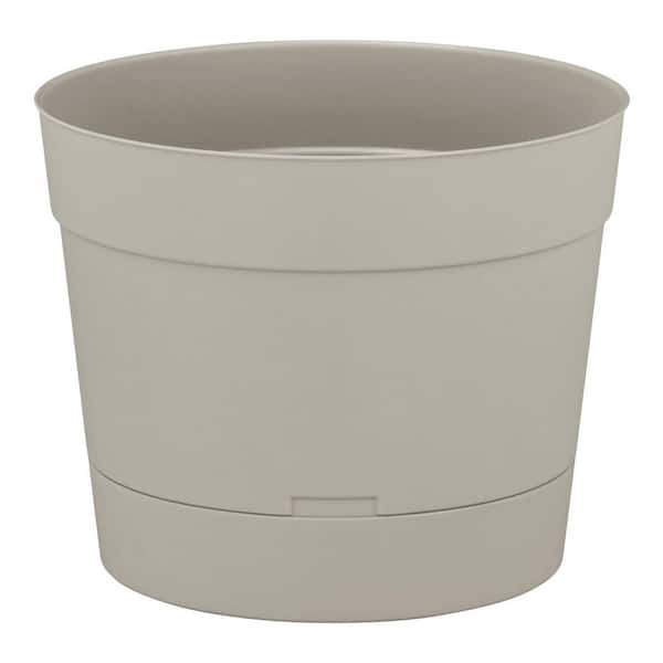 Copeland Medium Grey Recycled Materials Plastic Round Planter (8.21 in. L x 8.21 in. W x 6.75 in. H)