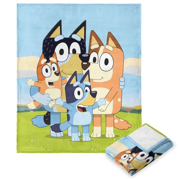 THE NORTHWEST GROUP Bluey Heeler Family Silk Touch Multi-Color Throw Blanket