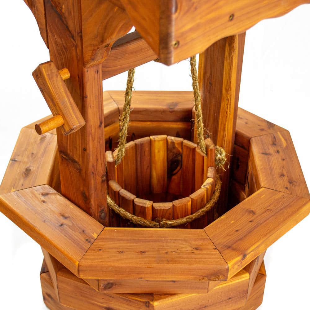 Medium Eastern Cedar Outdoor Decorative Wishing Well Planter