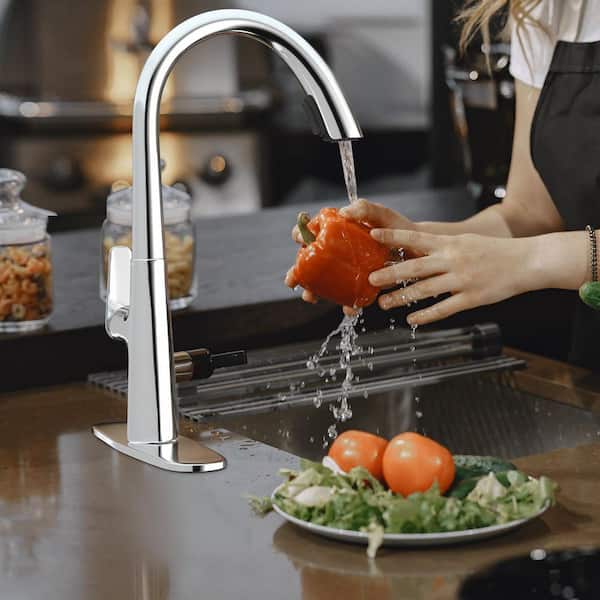 Single Handles Touchless Pull Down Sprayer Kitchen Faucet Motion Sensor Kitchen Sink Faucet in Chrome