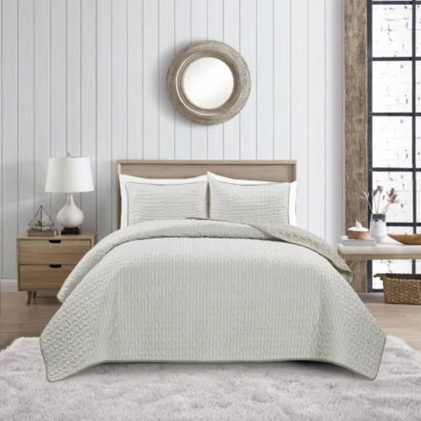 VIDERI HOME Vintage Stripe Gray King Microfiber Quilt Set