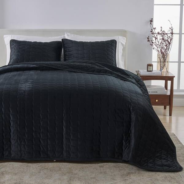 FRESHFOLDS Black Luxury Velvet Stitched 3-Piece Quilt Set, King / California King