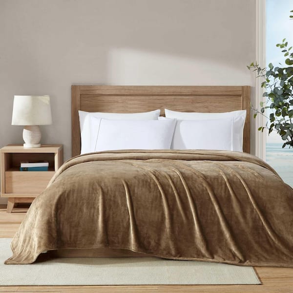 Soft Tides 1-Piece Oyster Brown Plush Fleece King Blanket