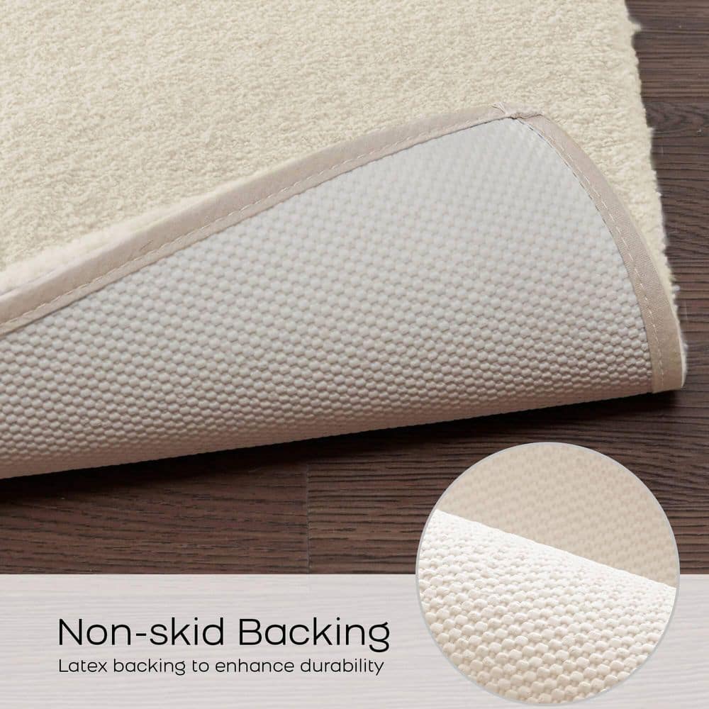 Taupe Microfiber Contour Bath Rug with Quick-Dry Technology