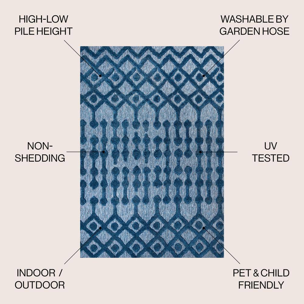 Navy Diamond Geometric Handmade Indoor/Outdoor Synthetic Rug