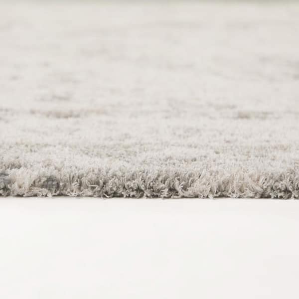 Hilaeira Grey 5 ft. x 7 ft. Area Rug