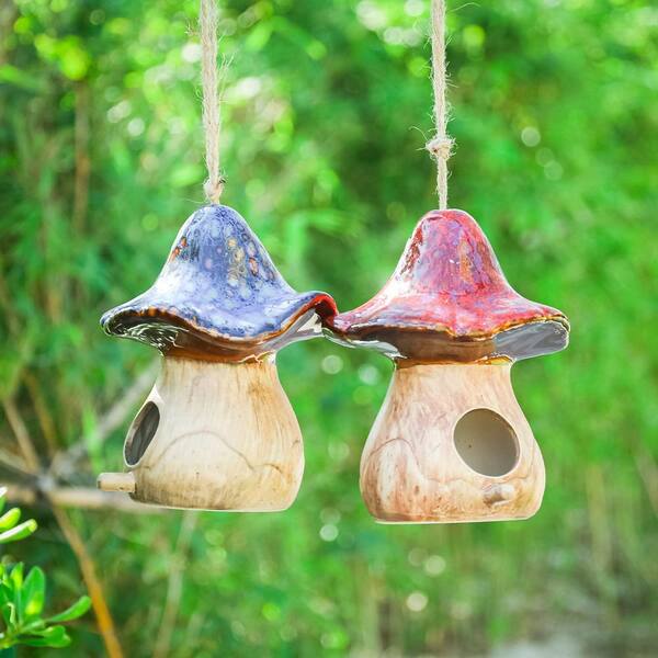 OGETFUUR 2-Piece 7 x 7 in. Ceramic Hanging Decorative Blue and Red