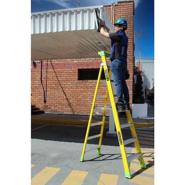 Louisville Ladder FXS1408HD 8' Ladder - Type IAA, Fiberglass, 8 Steps