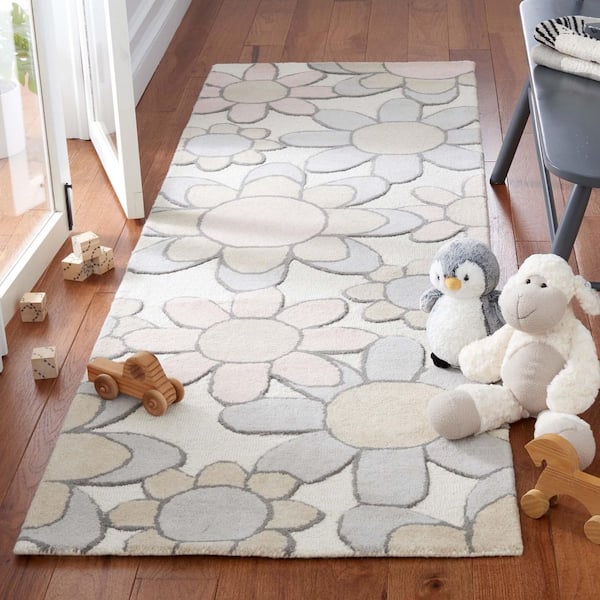 Kids 3 ft. x 8 ft. Ivory/Pink Oversized Floral Runner Rug