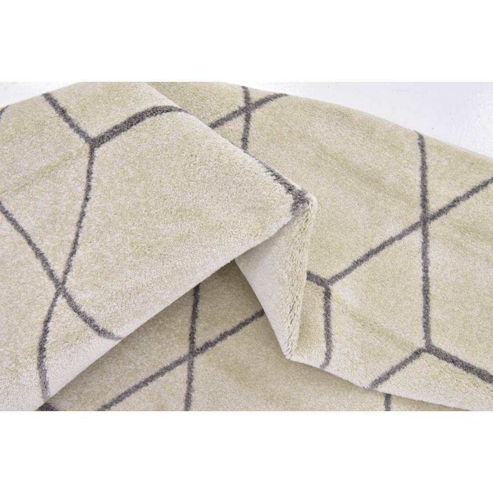 Ivory and Gray Trellis Synthetic Stain-Resistant Area Rug 9' x 12'