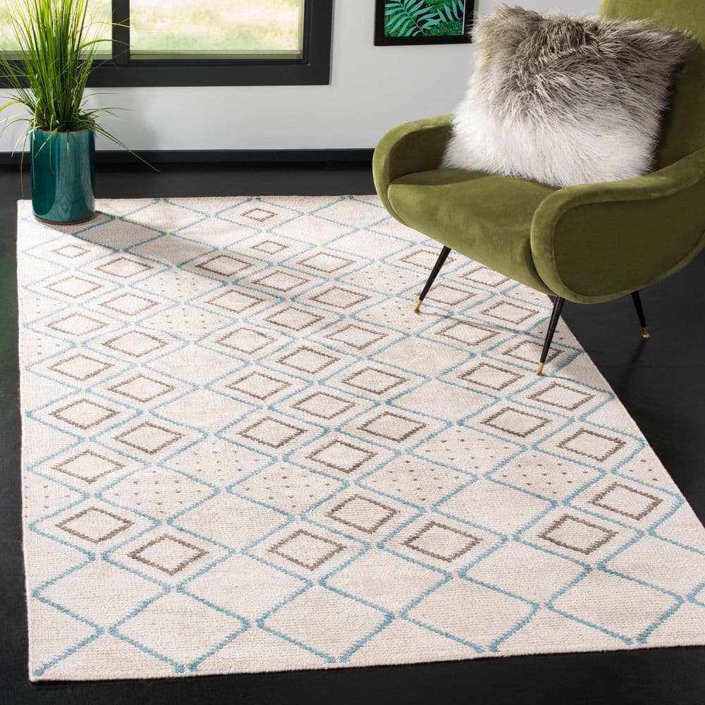 Stone Wash 4 ft. x 6 ft. Silver/Blue Zig-Zag Diamond Area Rug price history on PriceWatchPro