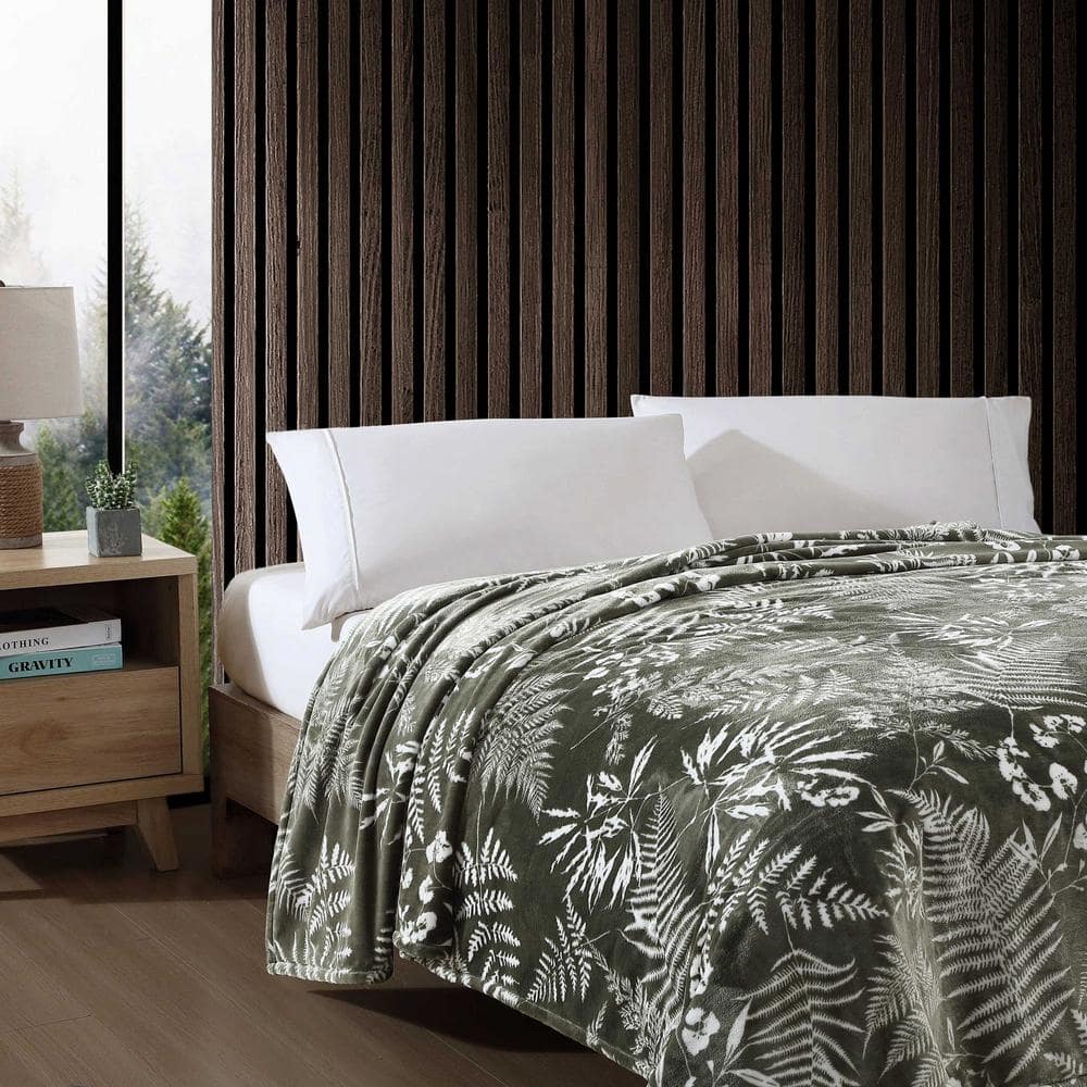 Full Green Fleece Reversible Lightweight Blanket