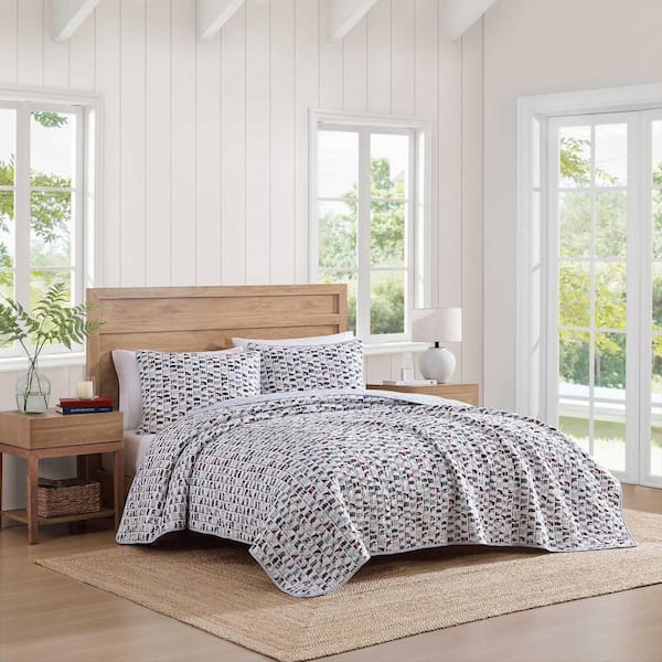 Tommy Hilfiger Boating Flags 2 Piece White/Pale Blue/Red Cotton Twin Quilt Set