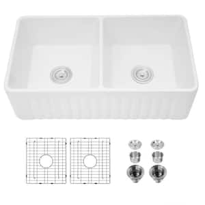 YSNSINK CPRO White Fireclay 33 in. x 20 in. 50/50 Double Bowl Farmhouse Apron Kitchen Sink with Grid and Strainer