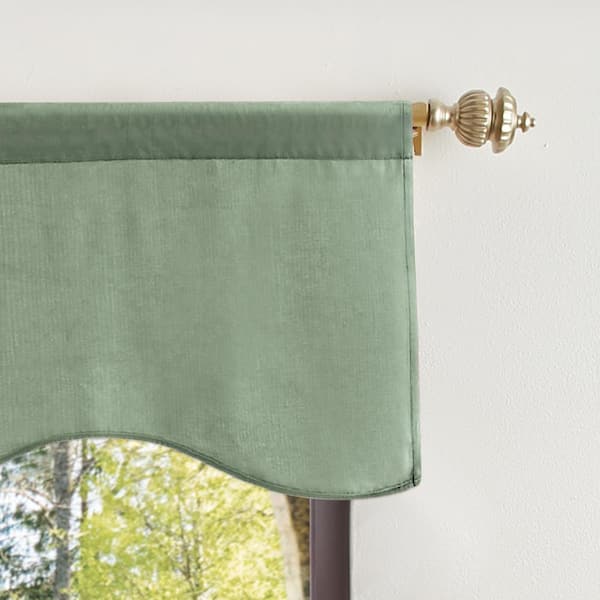 MARTHA STEWART Lucca Velvet Valance Green - 50 in. W x 18 in. L