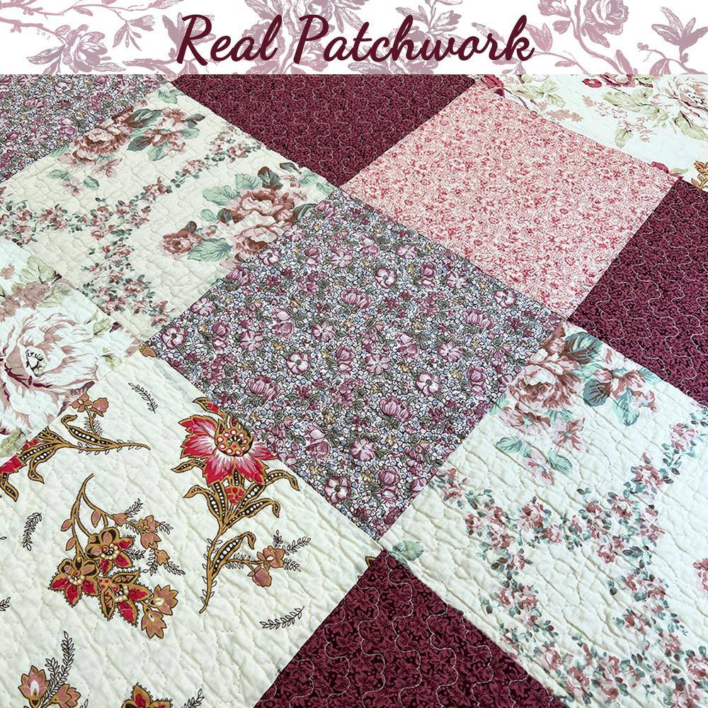 Burgundy Red Floral Cotton Queen Quilt Set with Scalloped Edges