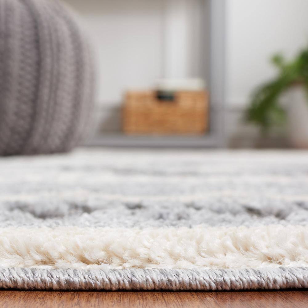 Gray Geometric Tufted Washable Shag Rug 5'1" x 7'6"