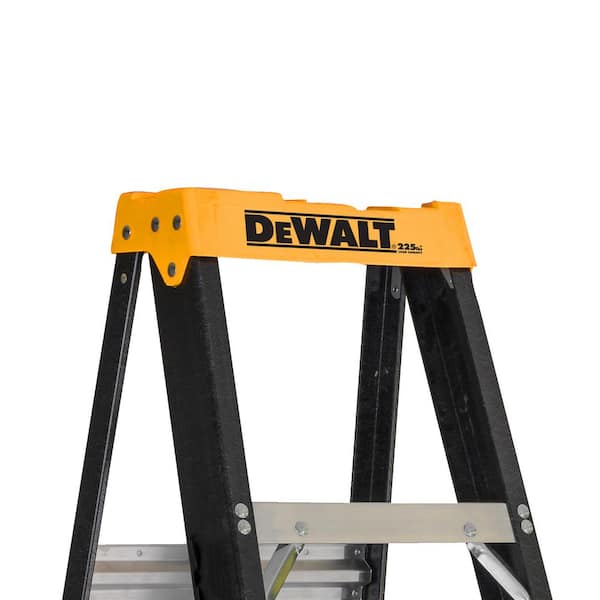 DEWALT DXL3210-04 4 ft. Fiberglass Step Ladder Type II - 225 lbs. - 3