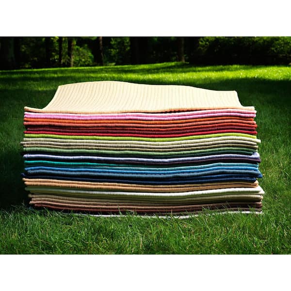 https://images.thdstatic.com/productImages/8cc4a4c5-df83-4e97-9611-4539cbc5739d/svn/amethyst-colonial-mills-outdoor-rugs-h533r060x084s-31_600.jpg