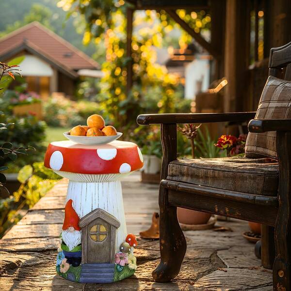LuxenHome 13 in. Round Resin Gnome Mushroom Sculpture End Table