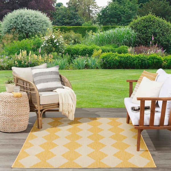 Positano Yellow 6 ft. x 9 ft. Diamond Contemporary Area Rug