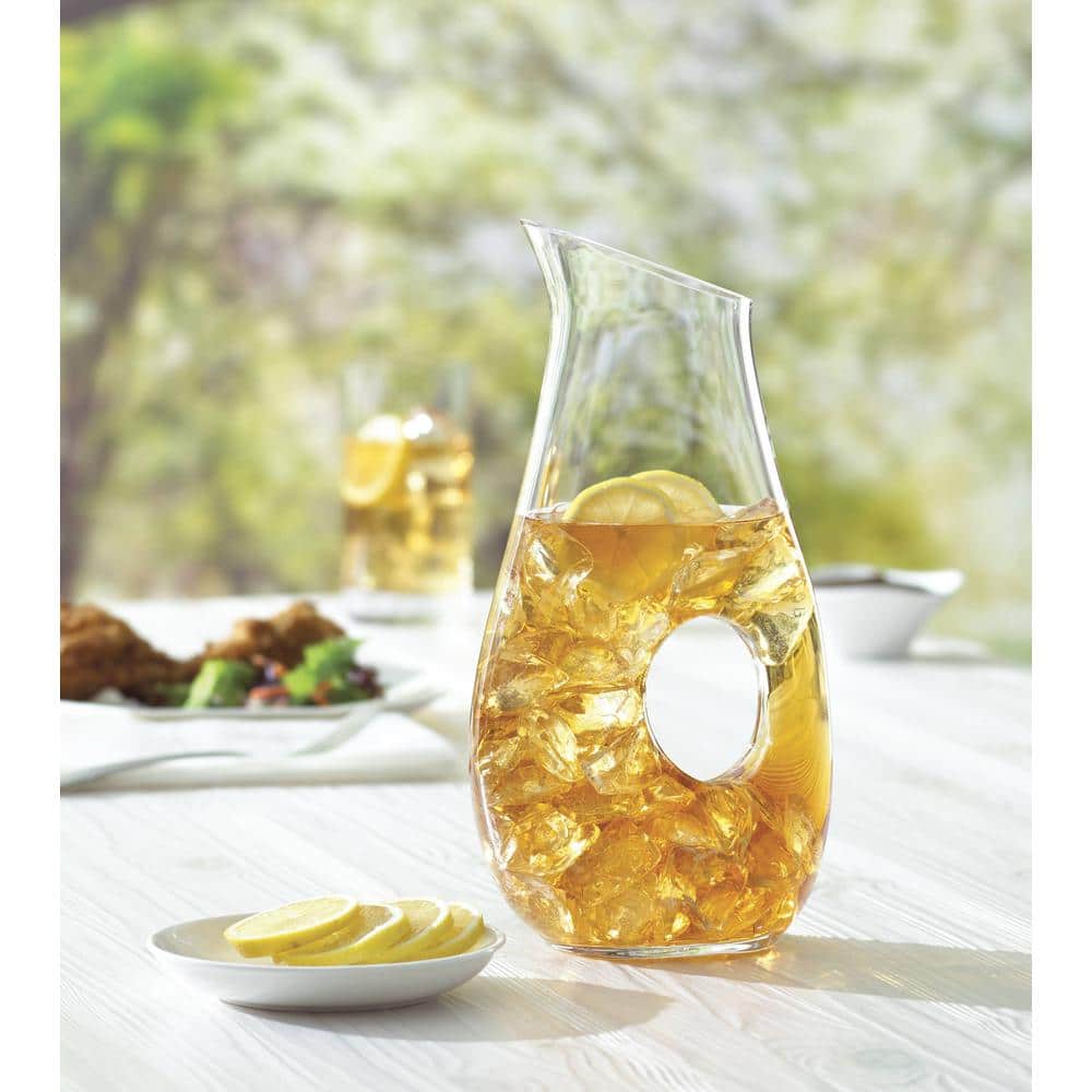 Elegant 1.5 Quart European Crystal Pierced Pitcher