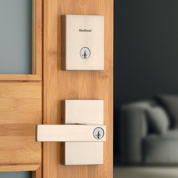 Singapore Keyed Entry Handle and Single Cylinder Deadbolt Combo Pack featuring SmartKey Security in Satin Nickel