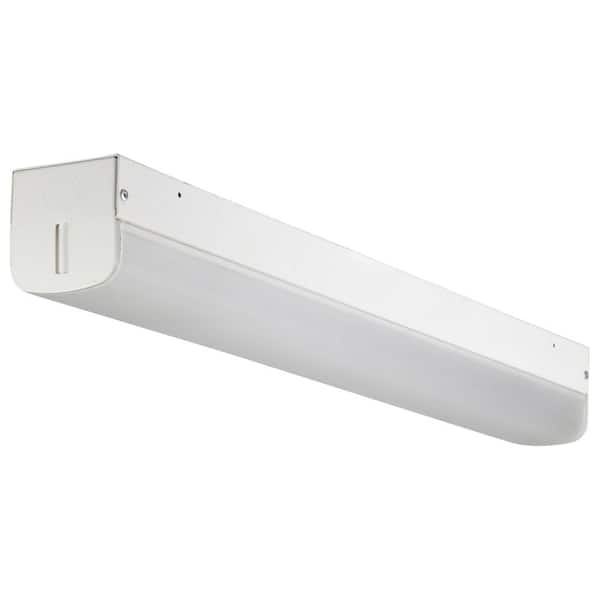 LEDVANCE 4 ft. 34-Watt Ultra LED Strip Luminaire 4420 Lumens, 4000K in White