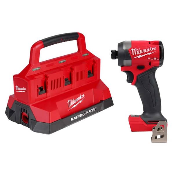 M18 18V Lith-Ion PACKOUT 6-Port Rapid Charger w/ 1/4 in. Impact Driver