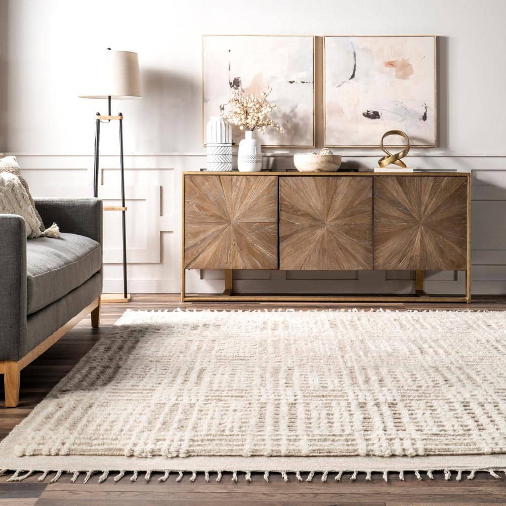 Beige Crosshatch Tufted Shag Wool 4' x 6' Rug