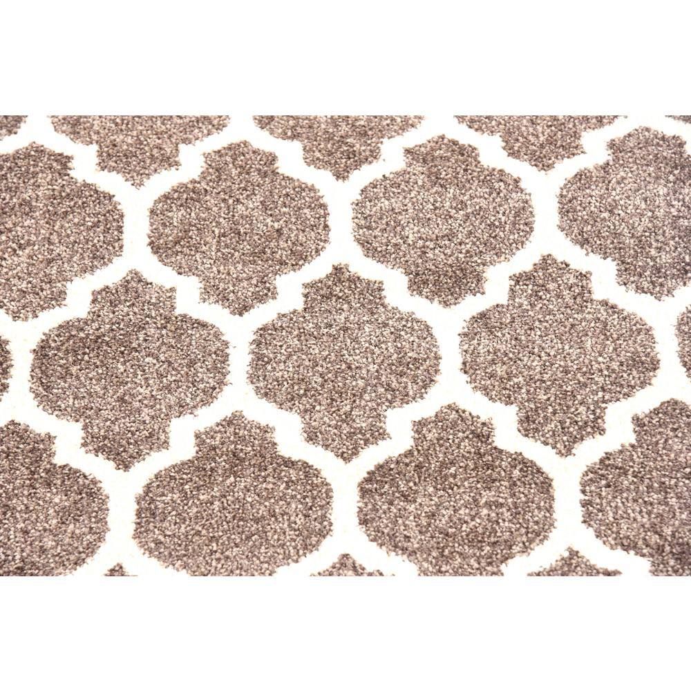 Elegant Brown Trellis 2'2" x 3'1" Rectangular Synthetic Area Rug