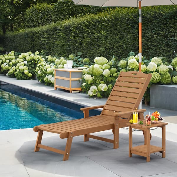 Hellen Keller Teak Brown 2-Piece HDPS Plastic Adjustable Outdoor Patio Reclining Chaise Lounge Chair Set with Side Table